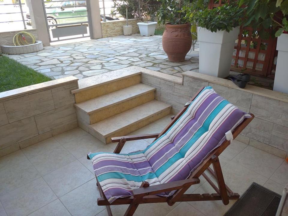 Δεσποινα Apartment Néa Péramos Exterior foto